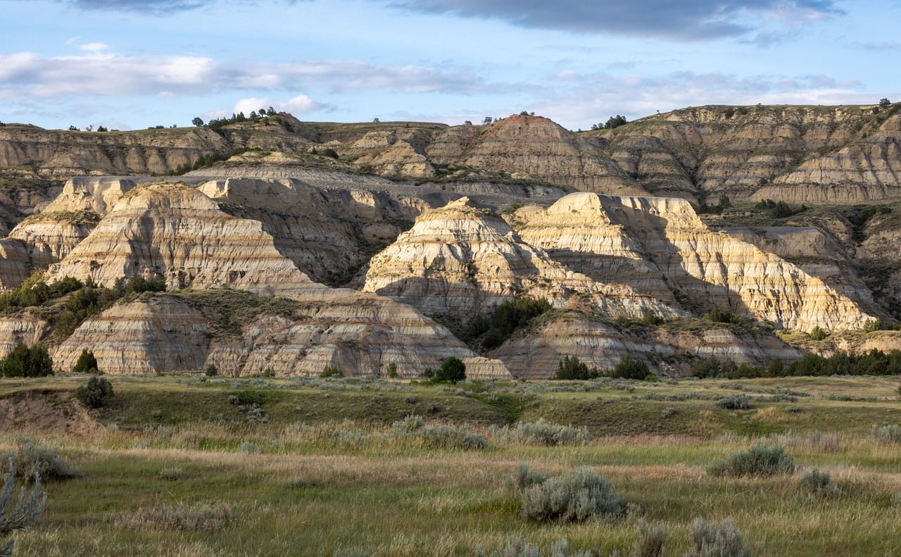 Badlands, north dakota, wilderness, landscape, geology, desert, nature, scenic