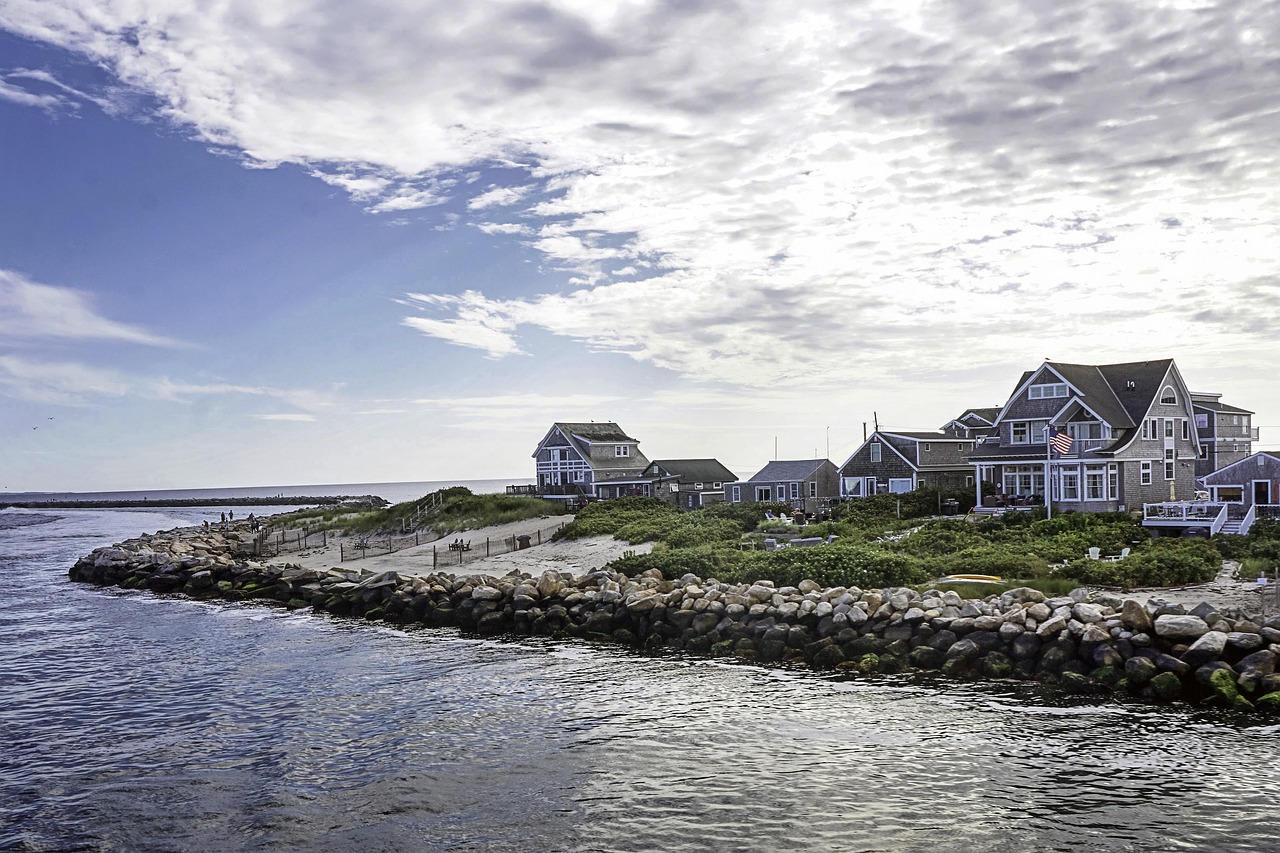 Homes, houses, nature, beach, beach houses, ocean, water, sea, landscape, seascape, rhode island, scenic