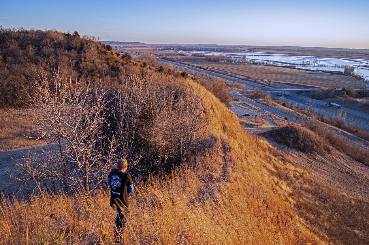 Loess hills, loess hills missouri, nature, winter, fall, bluffs, hills, horizon, landscape, hiking, backpacking, missouri, midwest, prairie, blue sky, farmland, missouri river, missouri river valley,