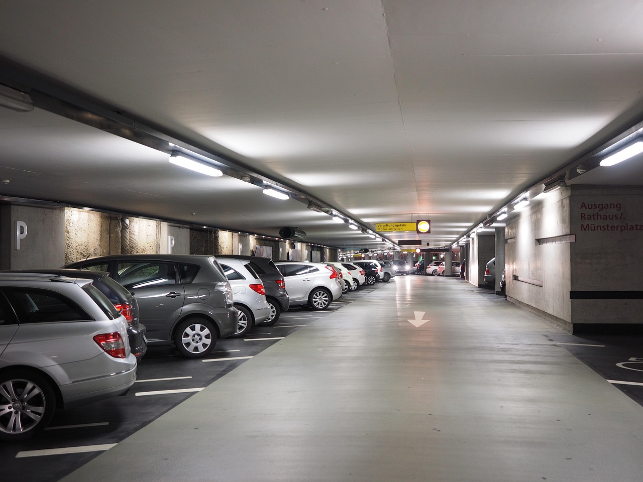 Multi storey car park, parking spot, park level, park, parking space, parking deck, full, cars, parking spot, parking space, parking space, parking space, parking space, parking space