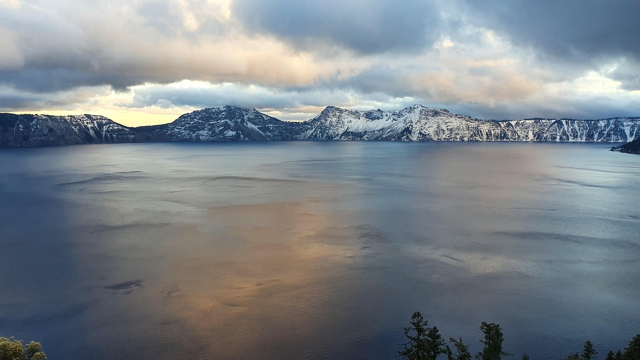 Lake, oregon, landscape, clouds, nature, overcast, cloudy day