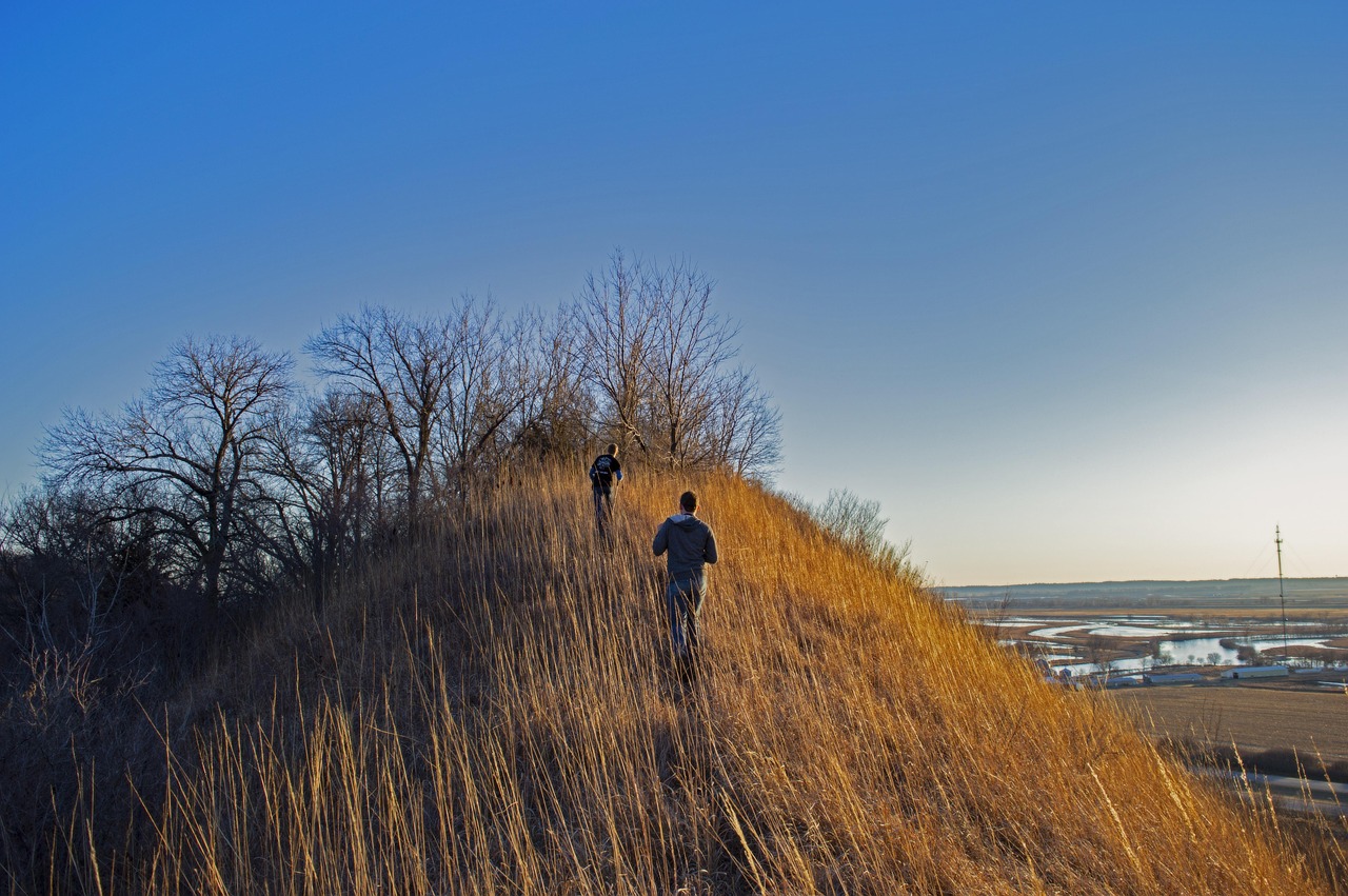 Loess hills, loess hills missouri, nature, winter, fall, bluffs, hills, horizon, landscape, hiking, backpacking, missouri, midwest, prairie, blue sky, farmland, missouri river, missouri river valley,