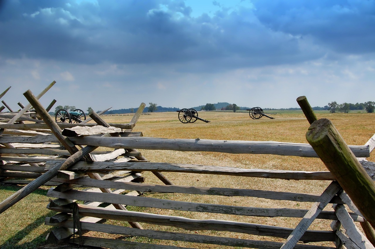 Gettysburg, pennsylvania, battlefield, cannon, landscape, fence, sky, clouds, civil war, history, historic, landmark, nature, outside, field, countryside, gettysburg, gettysburg, gettysburg, gettysbur