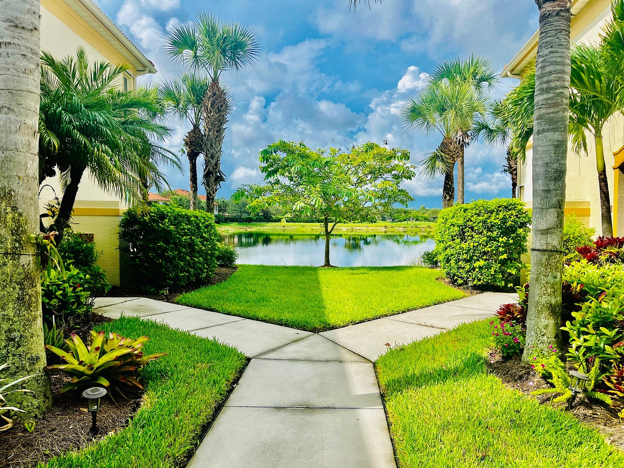 Lake, property, villa, garden, resort, florida, sky, nature, clouds, landscape, tree