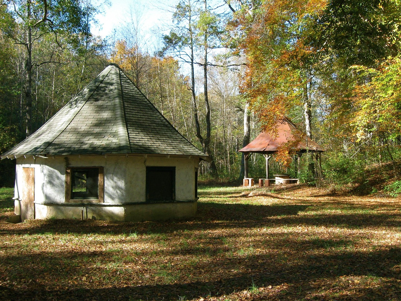 Springhouse, gazebo, south carolina, fall, autumn, leaves, nature, outside, landscape, scenic, architecture, forest, trees, country, countryside, south carolina, south carolina, south carolina, south