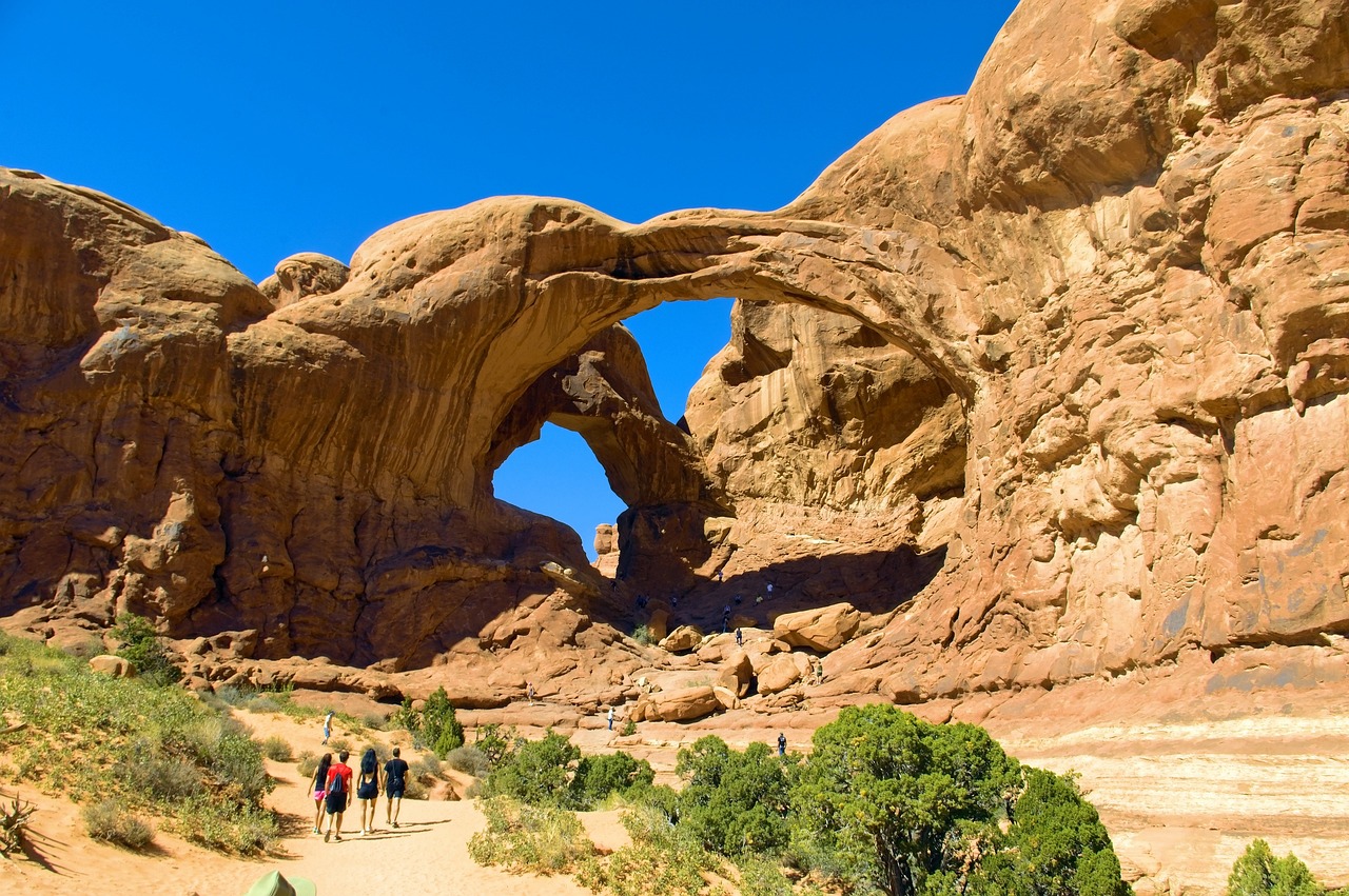 Huge double arch, sandstone, utah, landscape, geology, scenic, rock, usa, erosion, desert, scenery, nature, moab, formation, outdoors, travel, natural, stone, arches, national, park, indiana jones, la