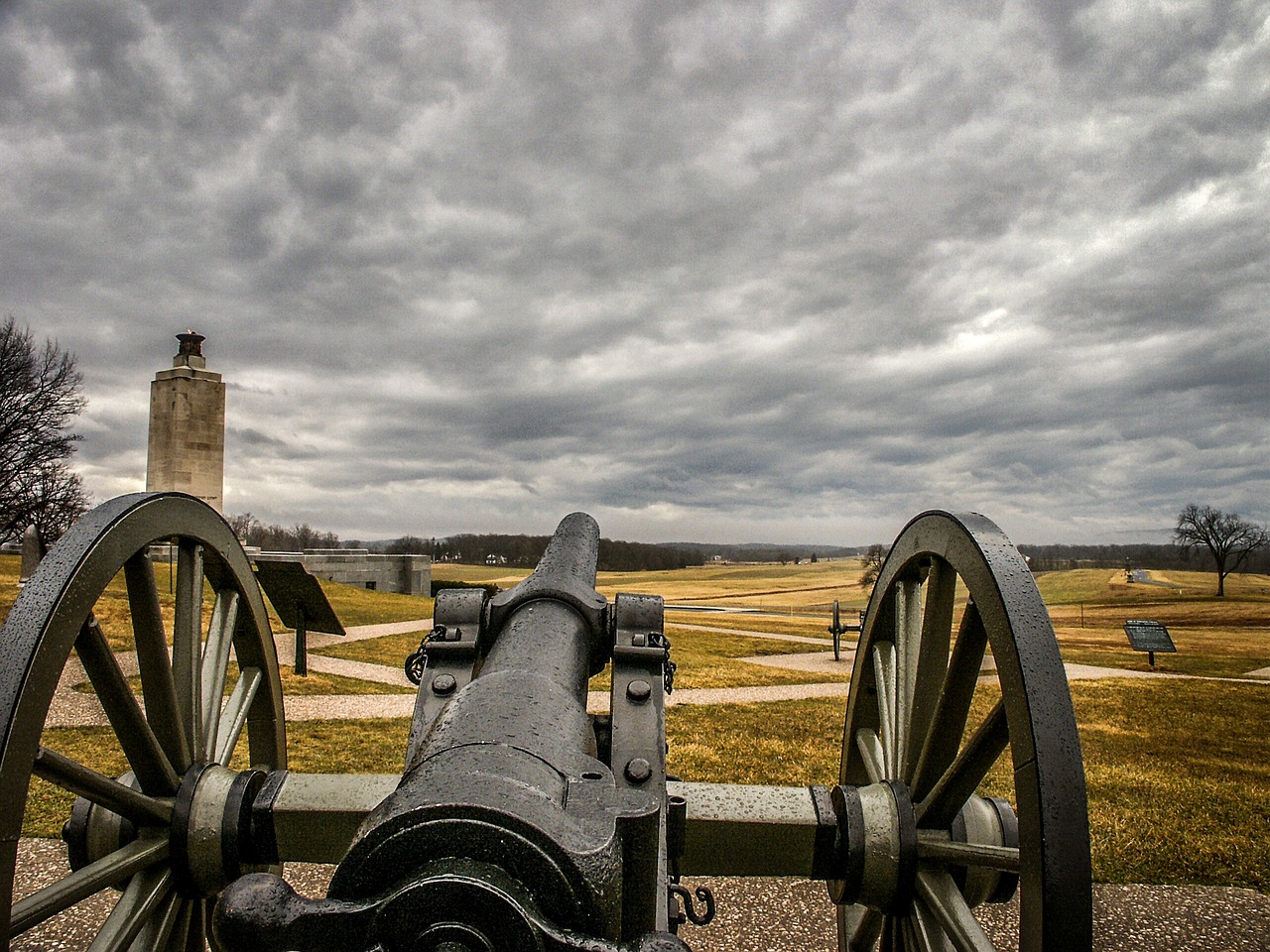 Gettysburg, pennsylvania, battlefield, cannon, landscape, civil war, history, landmark, monument, peace light, america, usa, united states, war, gray peace, gray history, gray war, gray lights, gettys