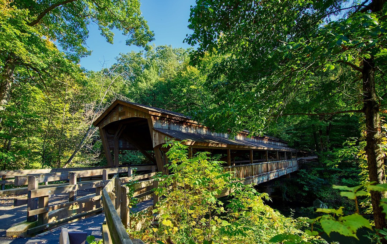 Ohio, covered bridge, old, wooden, landmark, historic, boardwalk, trail, landscape, forest, trees, woods, attractions, tourism, nature, outdoors, country, countryside, rural, beautiful, hdr, green bri